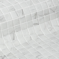 Carrara. Мозаика с чипом 2,5x2,5 (лист - 31,3x49,5)